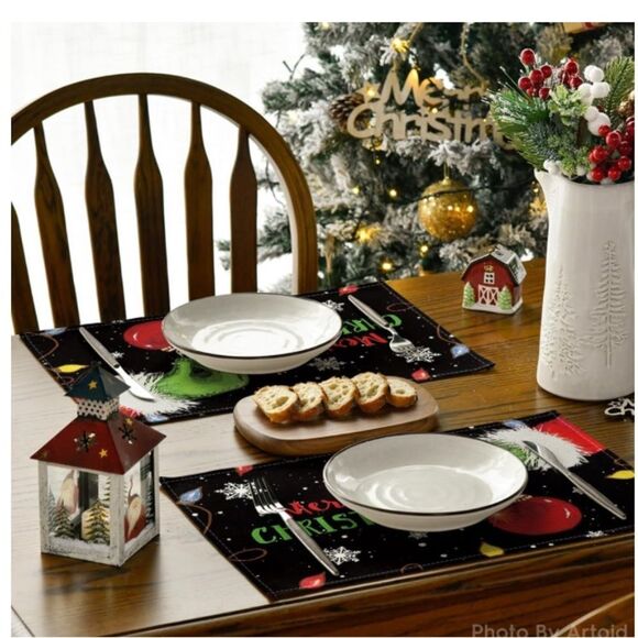Artoid Mode Xmas Ball Merry Christmas Placemats Set of 4, 12x18 Inch Seasonal - Picture 4 of 5